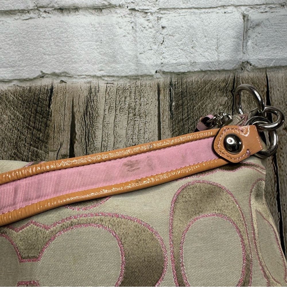SOLD—— COACH - Shoulder bag - Picture 5 of 15